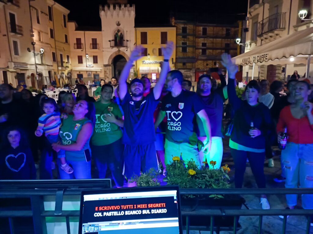  Lo SPETTACOLO con il pubblico protagonista